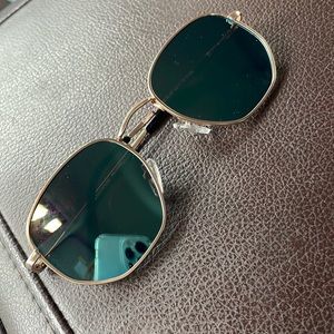 Gold aviator sunglasses